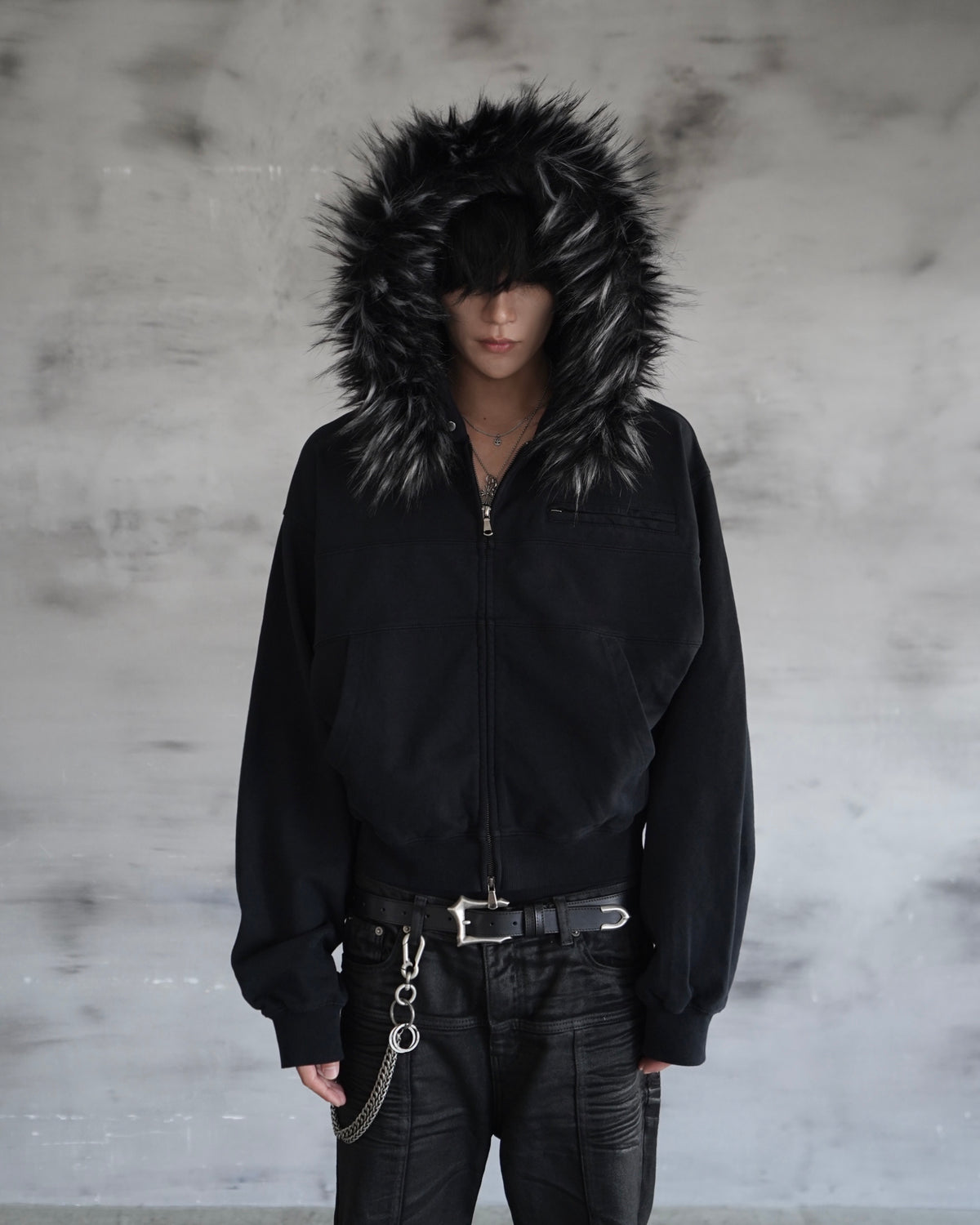 【CHIKASHITSU PLUS HIGH】Volume fur cropped zip hoodie