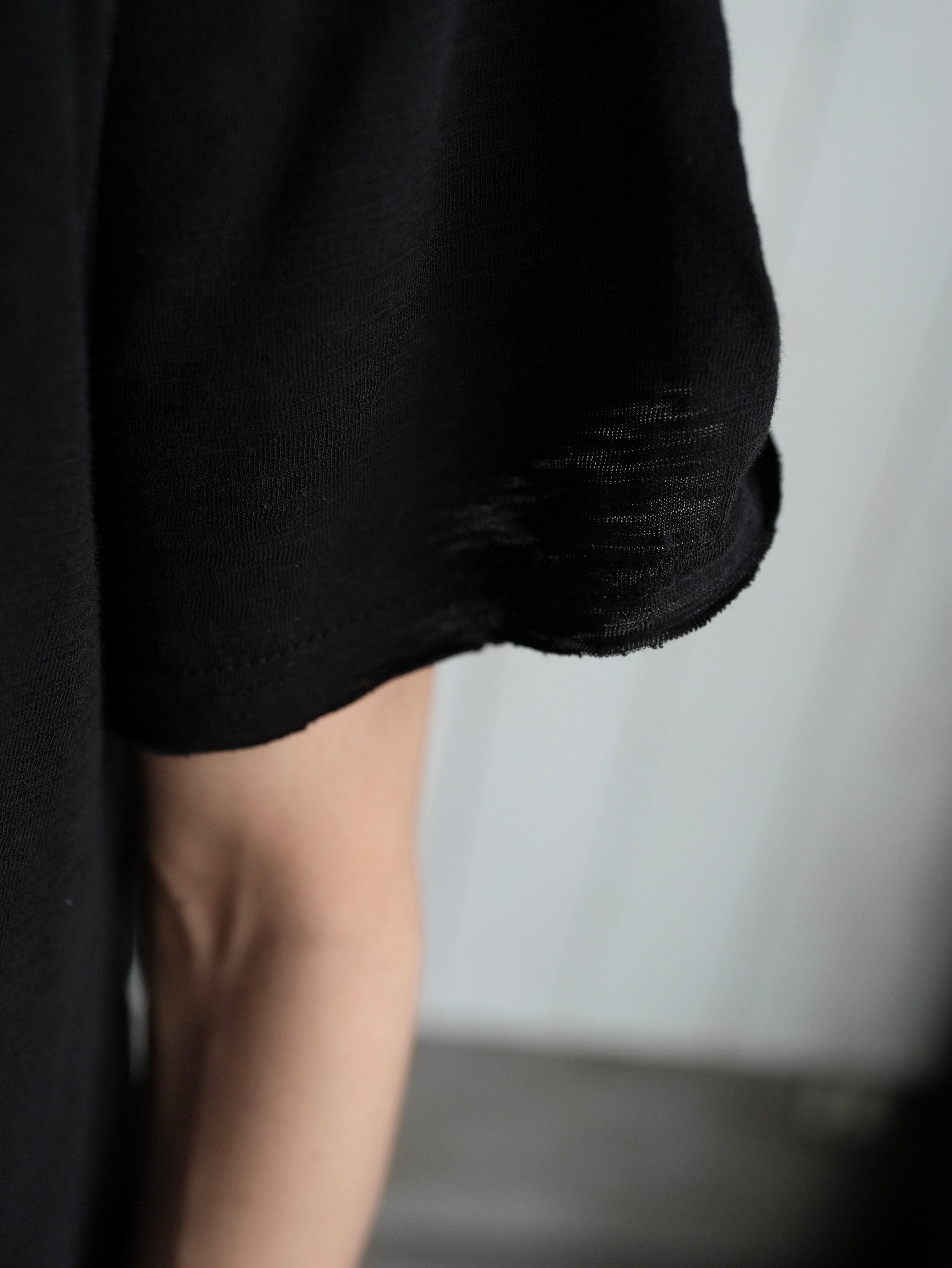 【CHIKASHITSU PLUS HIGH】Steel button short sleeve henley tee (2color)