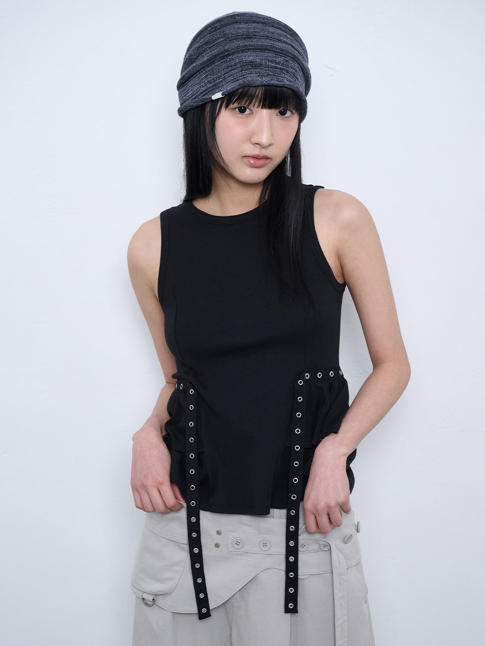 6/8 21:00発売【TUOMIO】EYELET BELTED TANK TOP