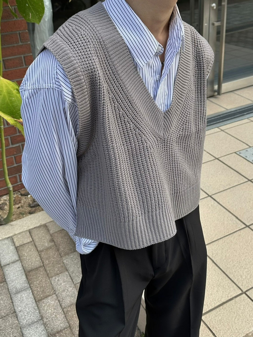 大阪店WEB限定受注制【Chikashitsu +】cropped box vest (2color)