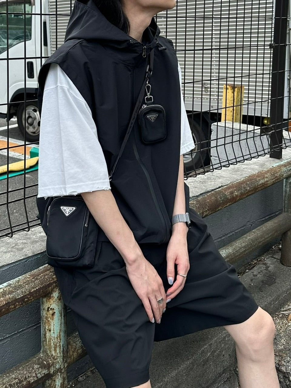 大阪店WEB限定受注制【Chikashitsu +】nylon hood vest (2color)