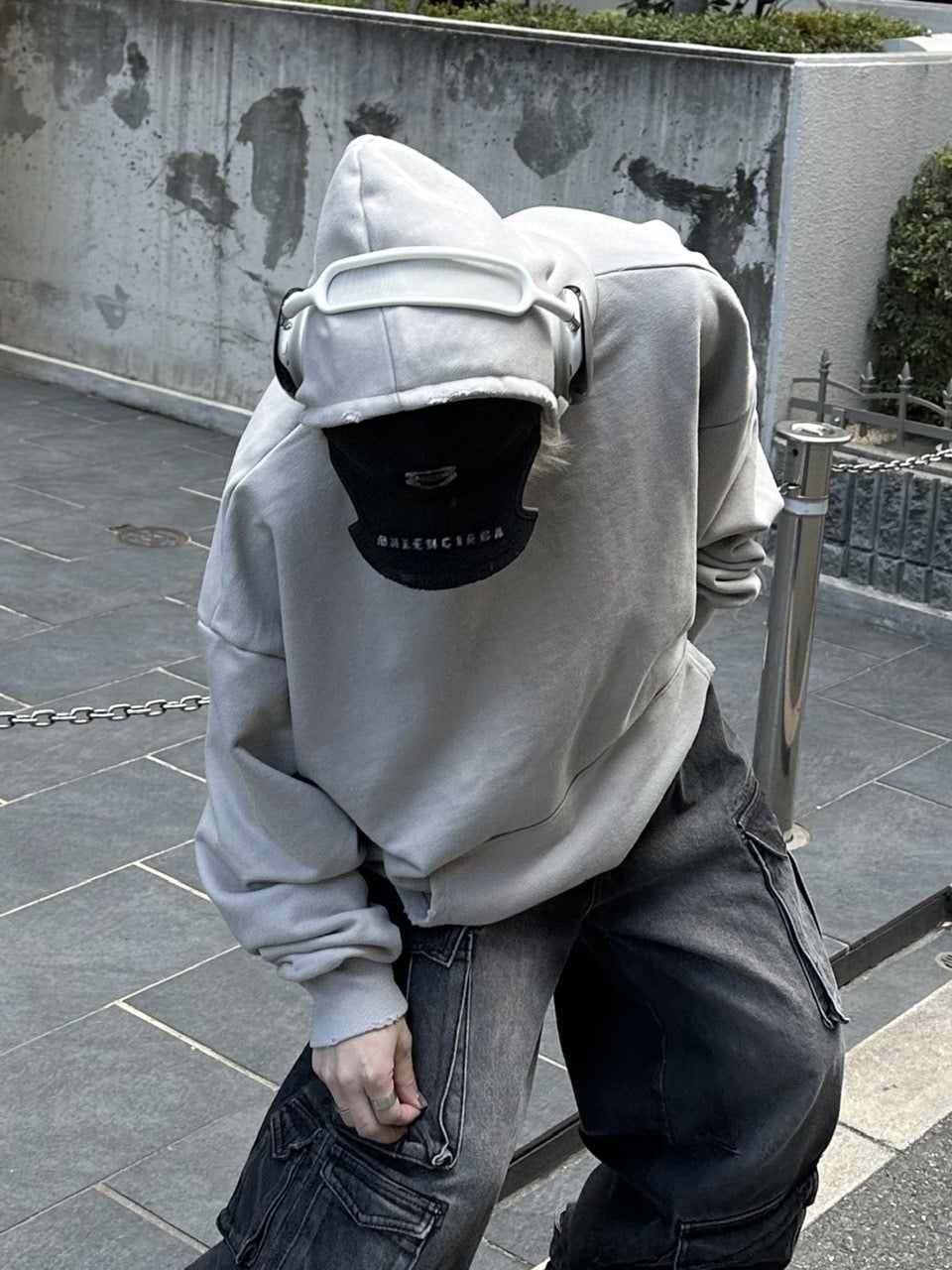 大阪店WEB限定【Chikashitsu +】damage arm warmer hoodie (3color)