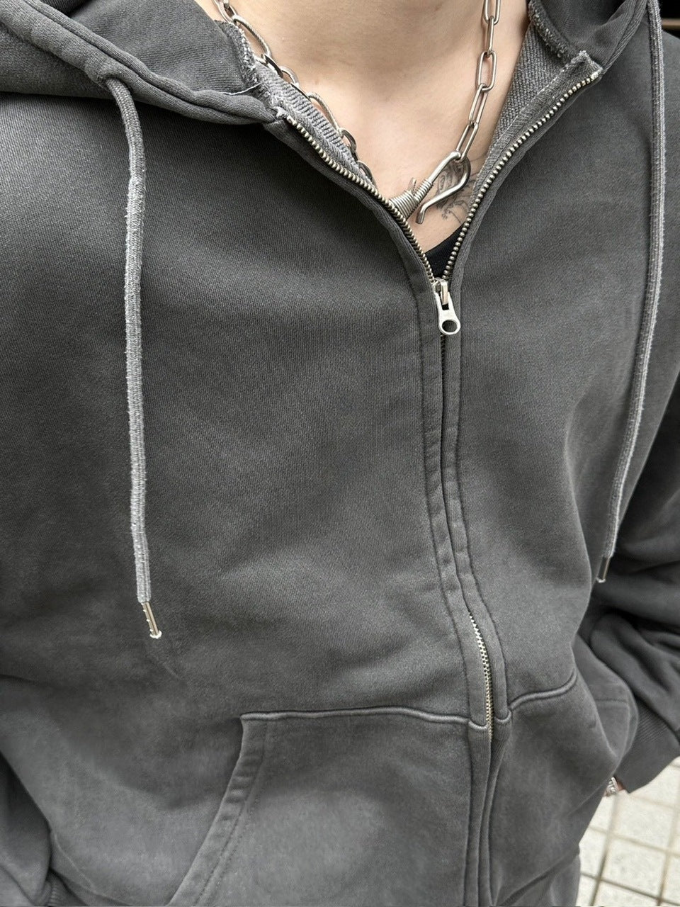 受注制【Chikashitsu +】unisex semi cropped pigment wash hoodie (4color)