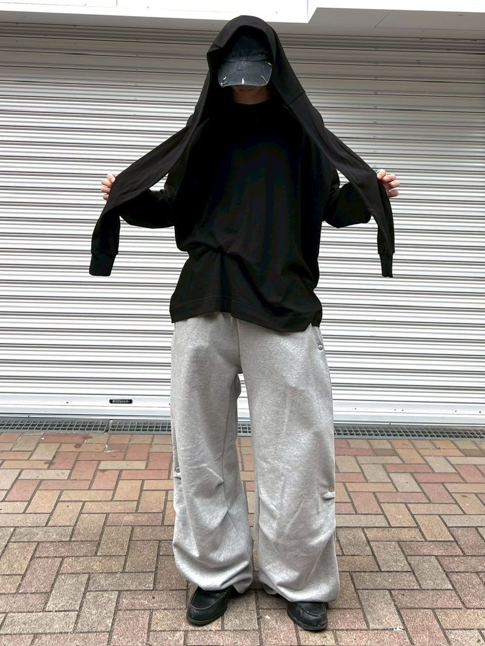 受注制【Chikashitsu +】side snap button sweat pants (2color)