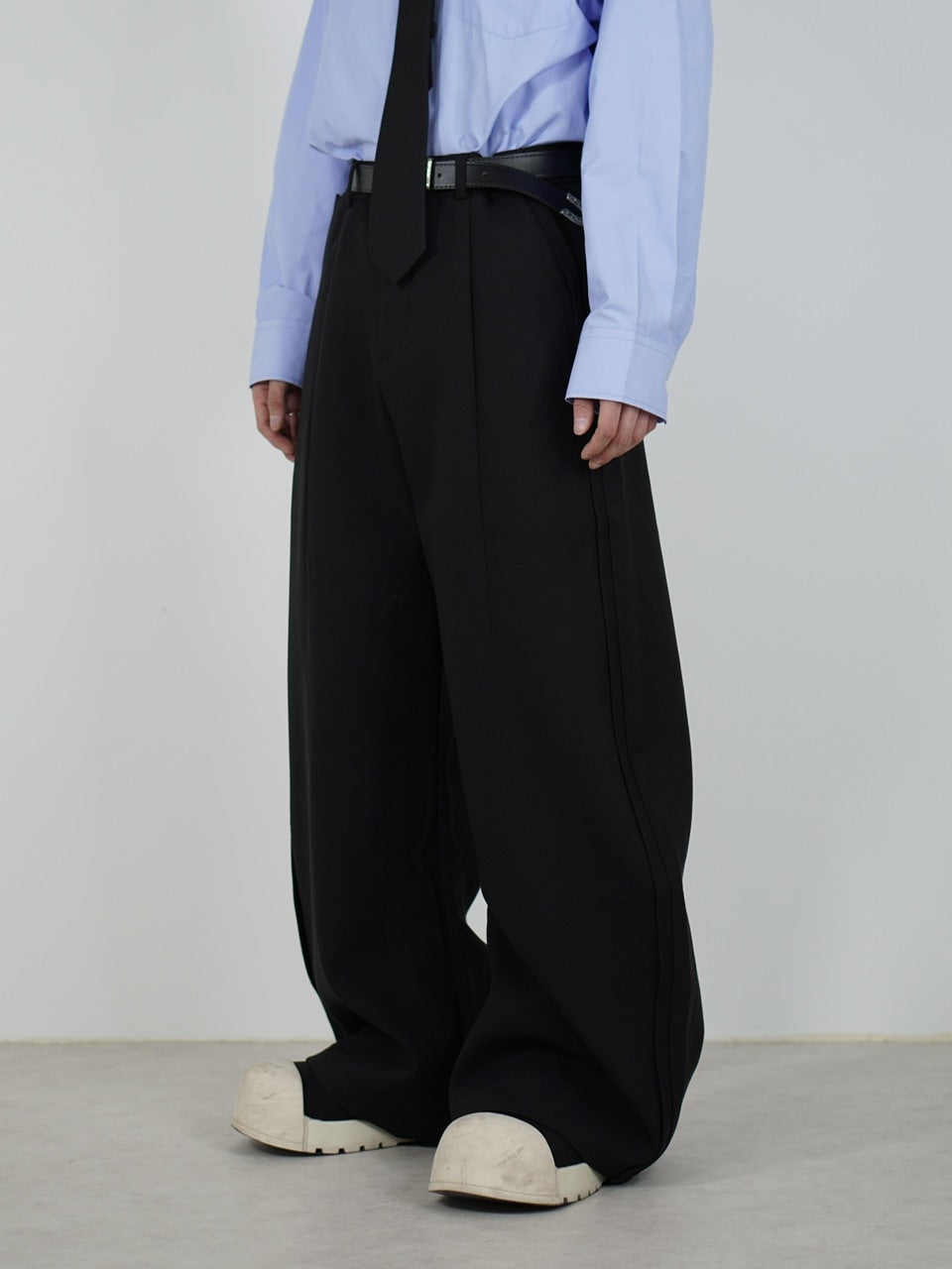 受注制【Chikashitsu +】side design wide slacks (2color)