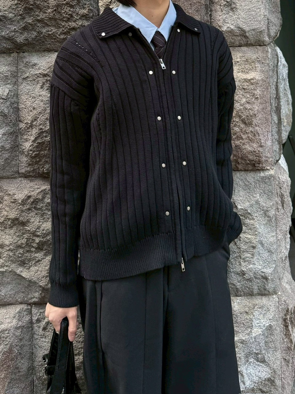 【Chikashitsu +】rivet zip up knit (2color)