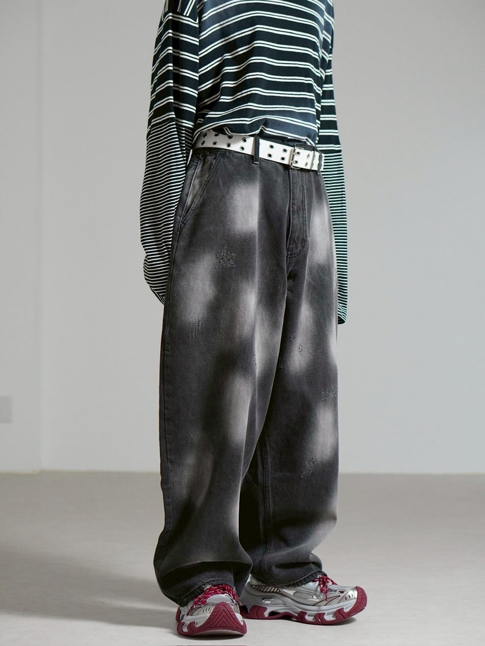 【Chikashitsu +】point wash balloon denim pants (2color) / 【チカシツプラス】ポイントウォッシングバルーンデニムパンツ