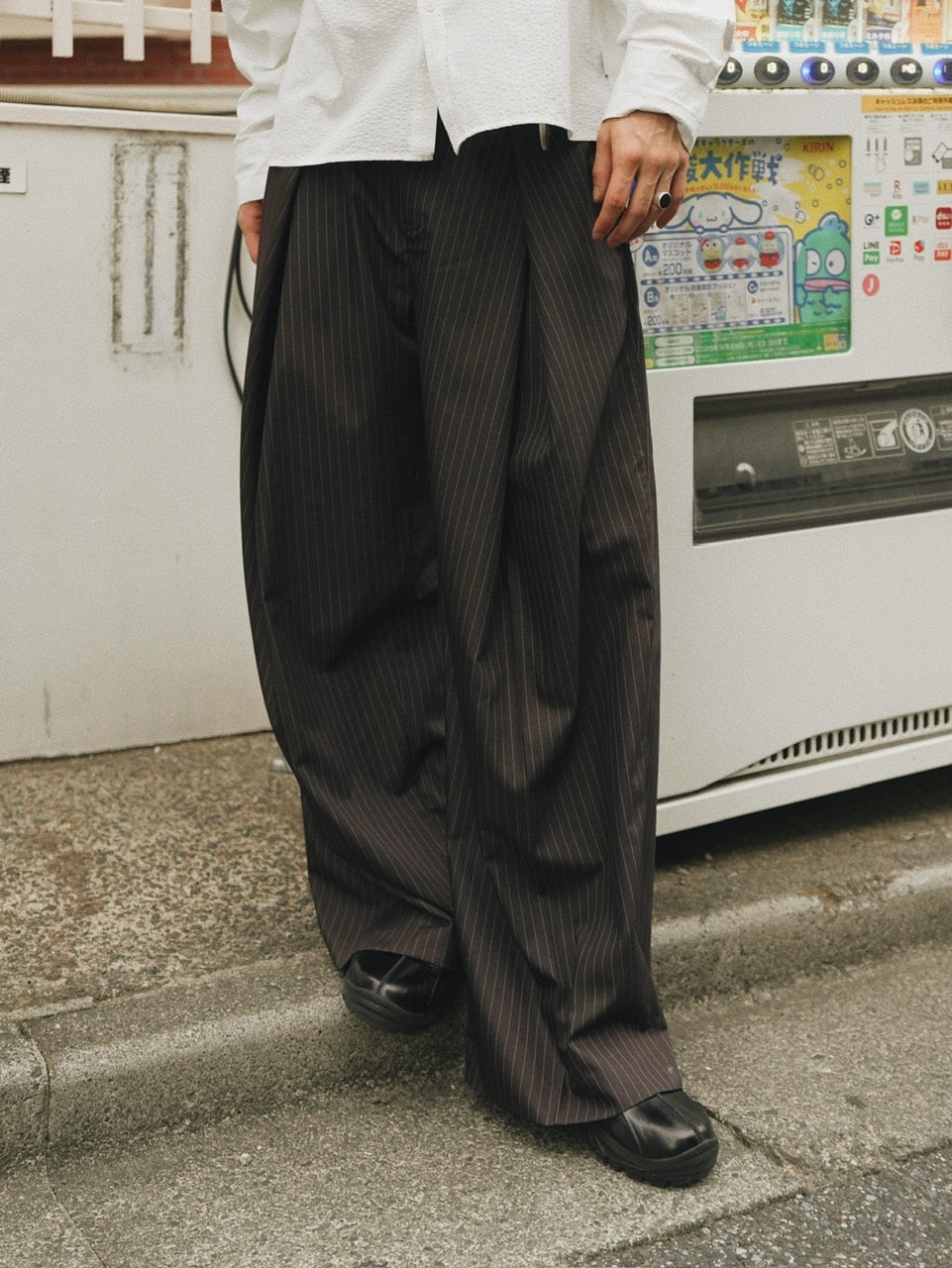 【CS】stripe cross tuck drape slacks (brown)