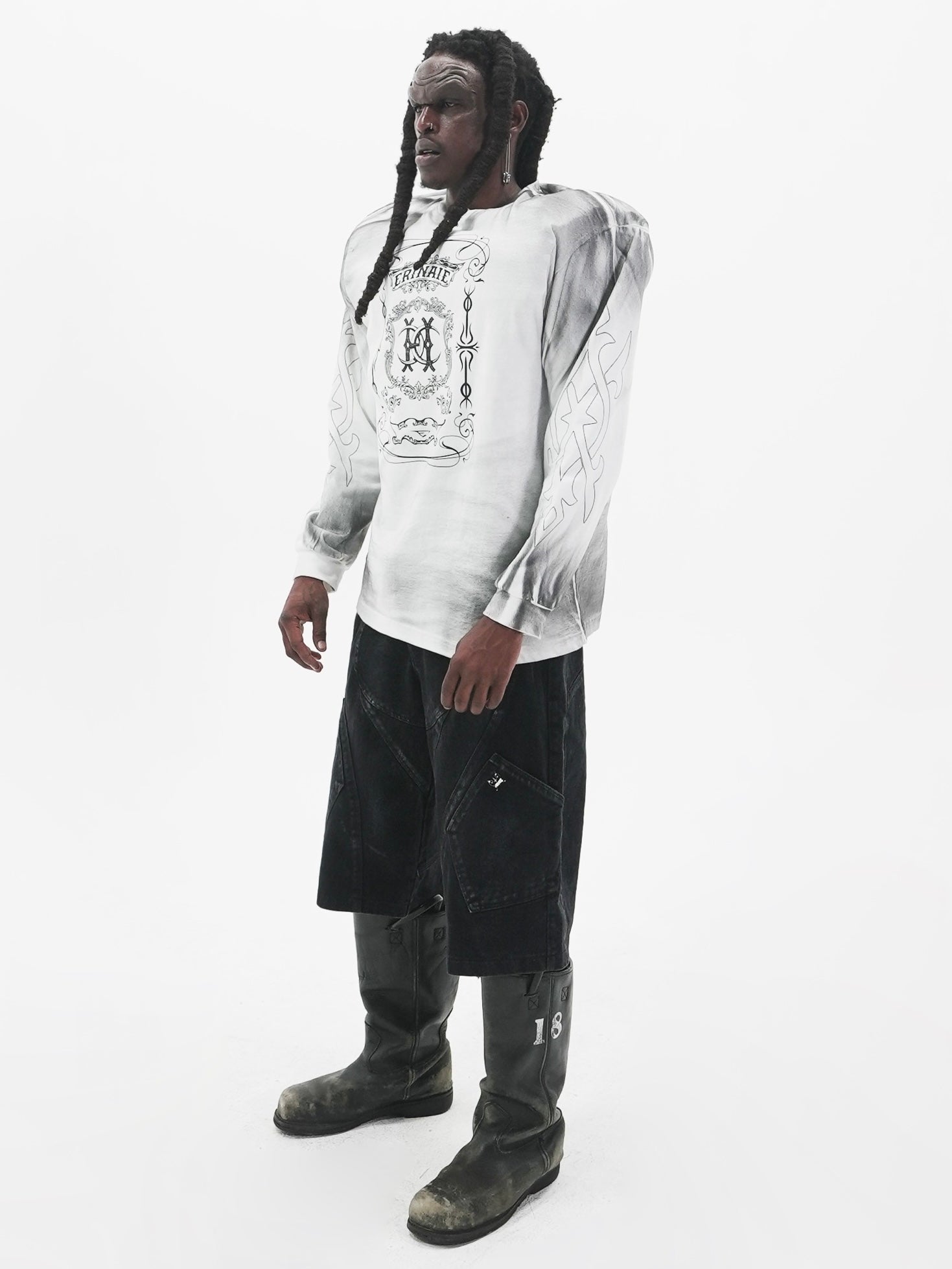 【E RIN AI E】ASH MOON LONG SLEEVE T