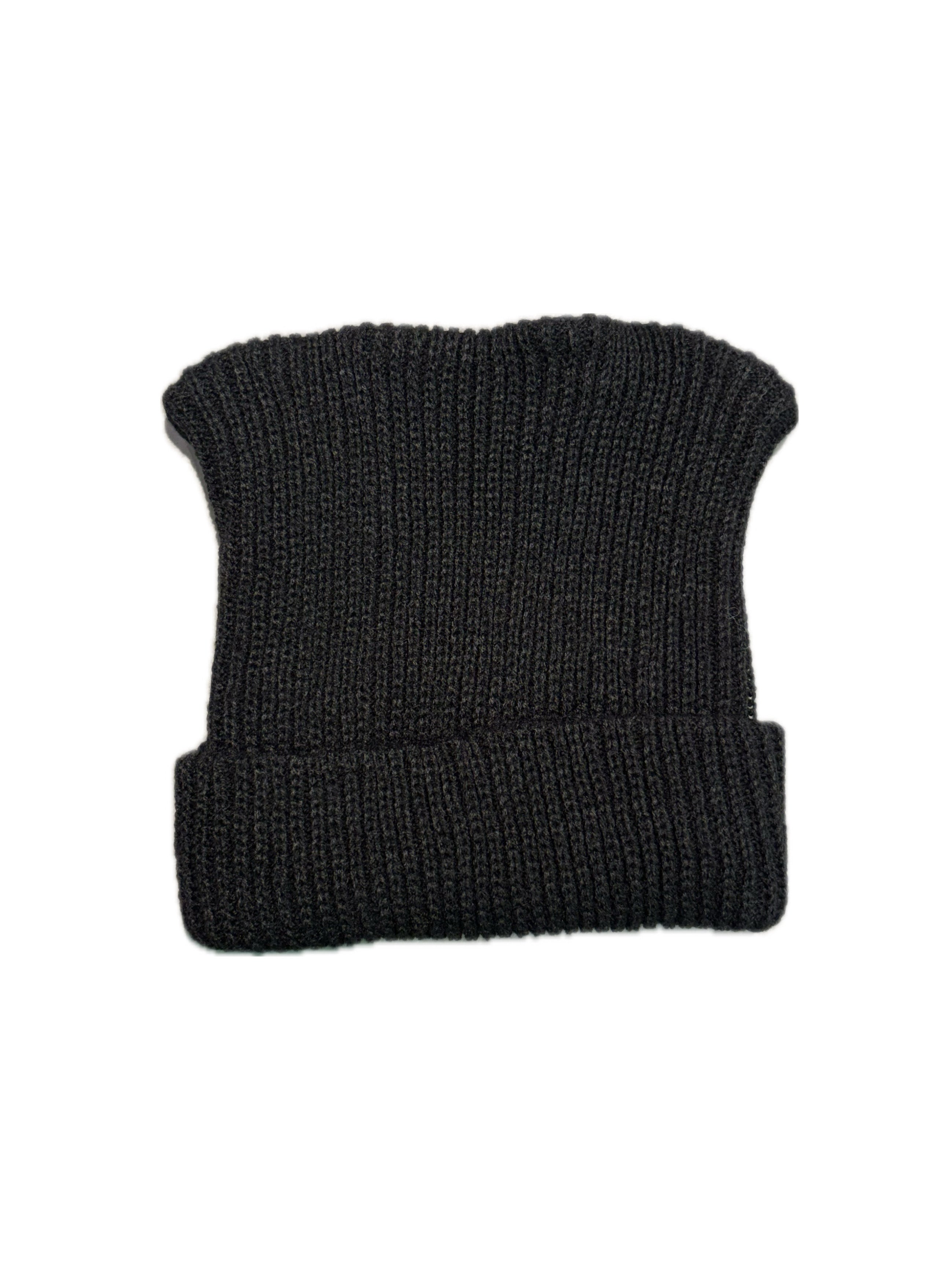 【E RIN AI E】EE EMBLEM HORN BEANIE