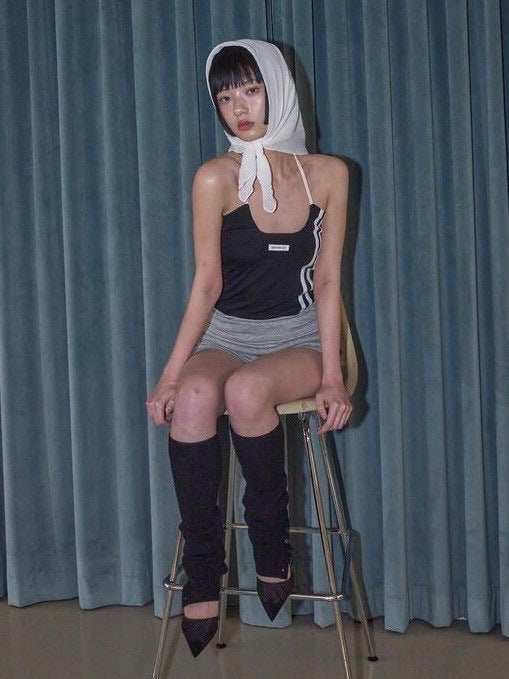 【ODDONEOUT】TWO LINE HALTER NECK TOP