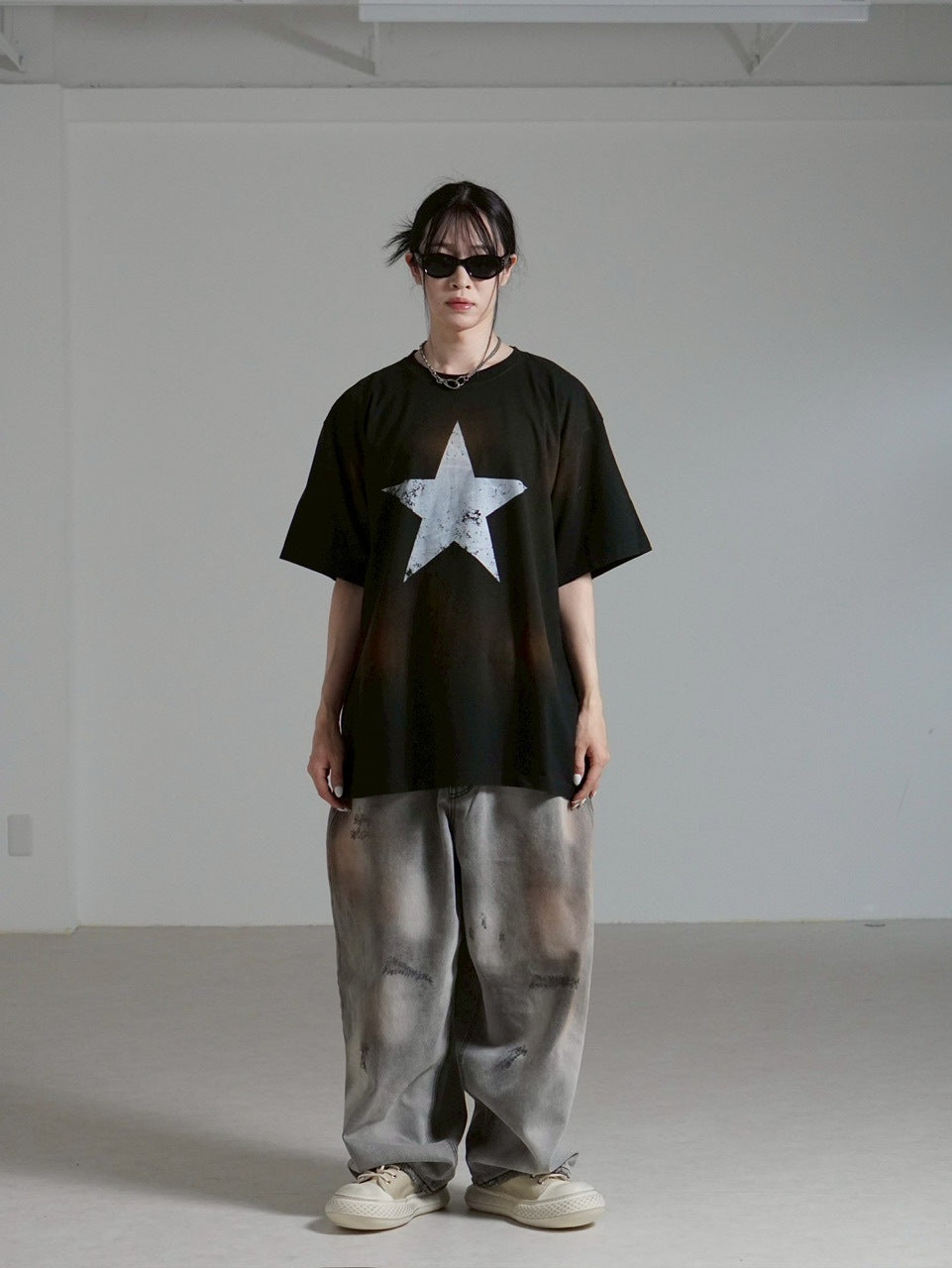 受注制【Chikashitsu +】pigment big star t-shirt (2color) / 【チカシツプラス】ピグメントビッグスタープリント半袖Tシャツ