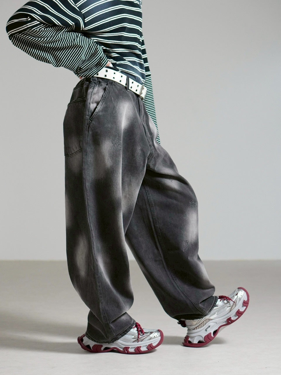 【Chikashitsu +】point wash balloon denim pants (2color) / 【チカシツプラス】ポイントウォッシングバルーンデニムパンツ