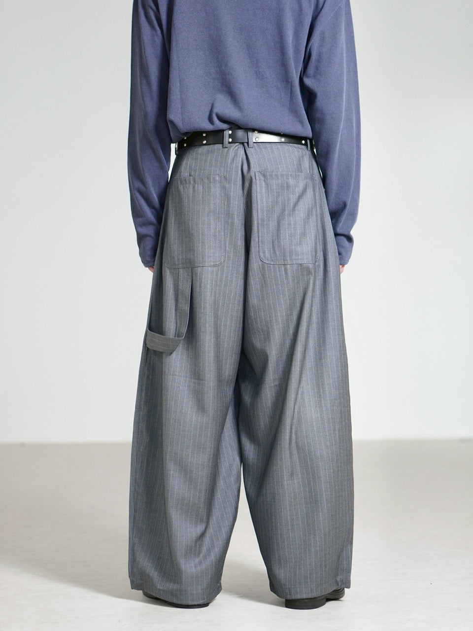 受注制【Chikashitsu +】draw cord stripe wide slacks / 【チカシツプラス】ドローコードストライプワイドスラックス (2color)