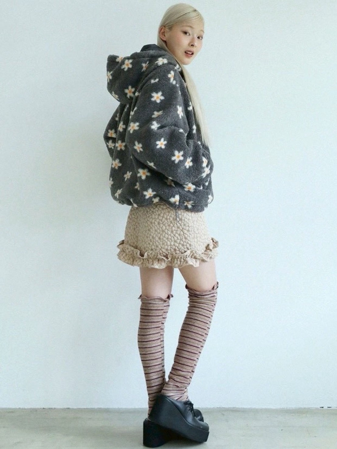 12/21 20:00 再販【Uglyshadow】KNEE HIGH SOCKS