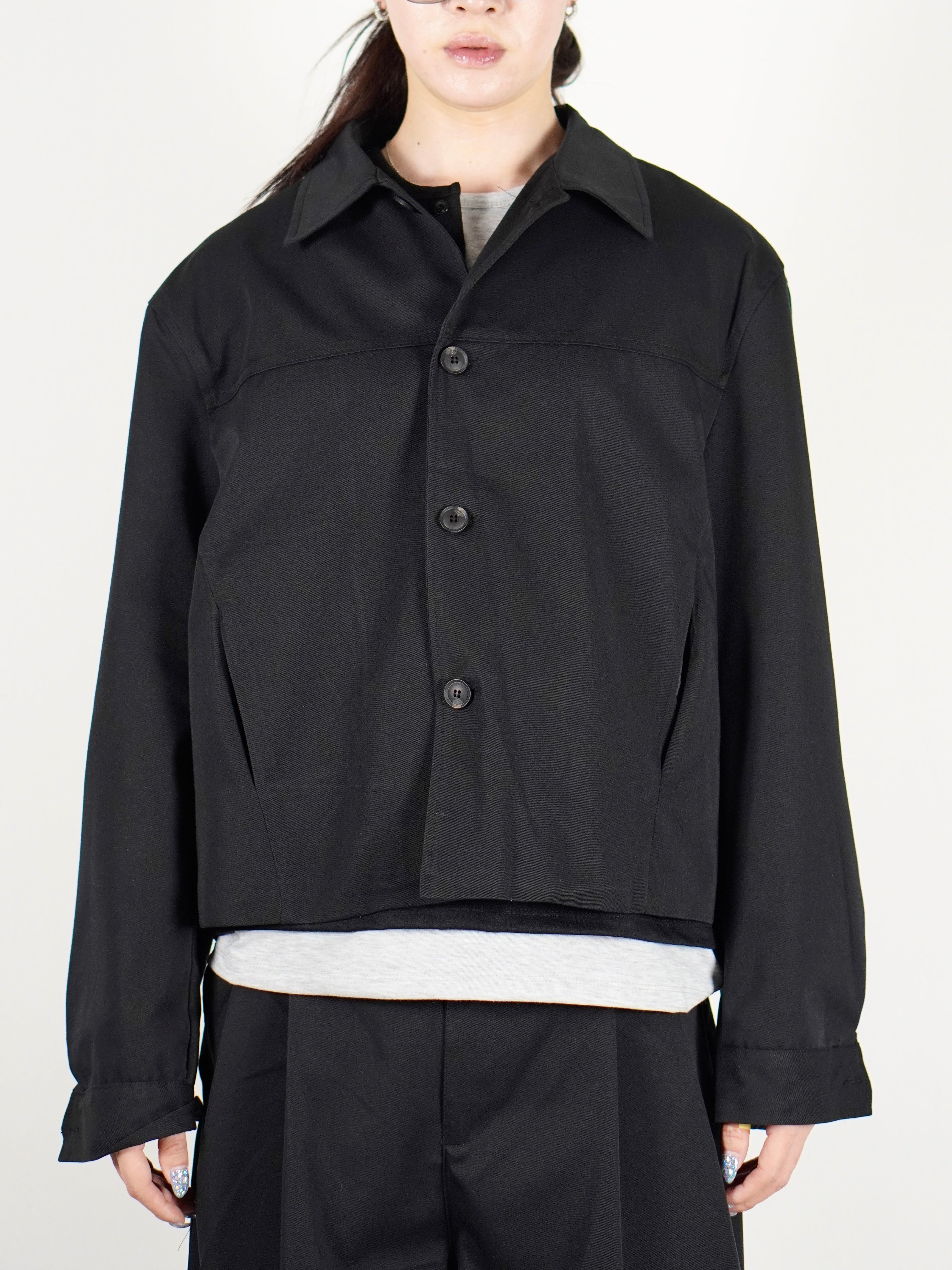 受注制【Chikashitsu +】cropped button jacket
