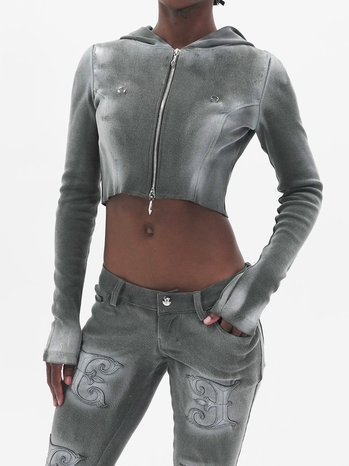 【E RIN AI E】PIERCED RUST CROP HOODIE ZIP UP