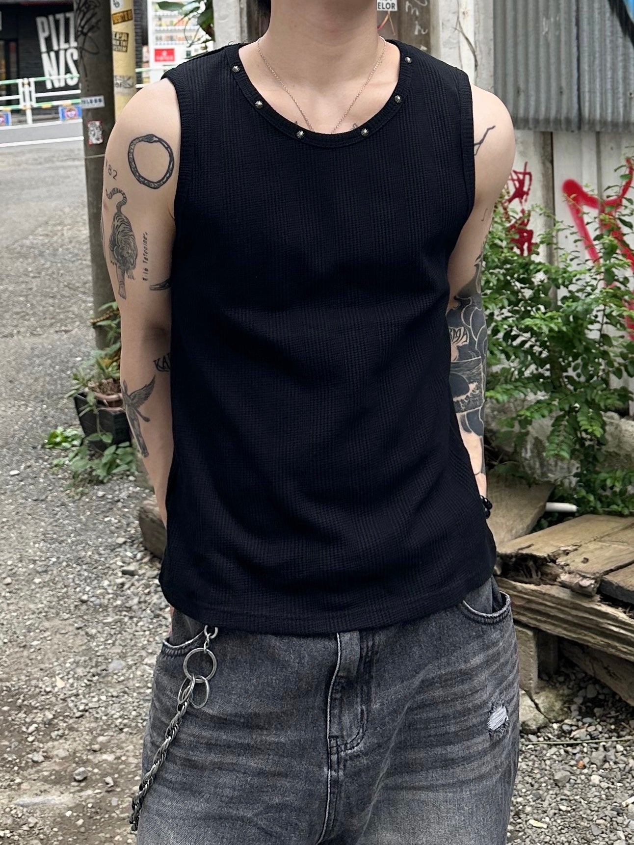 大阪店WEB限定受注制【Chikashitsu +】neck studs tank (3color)
