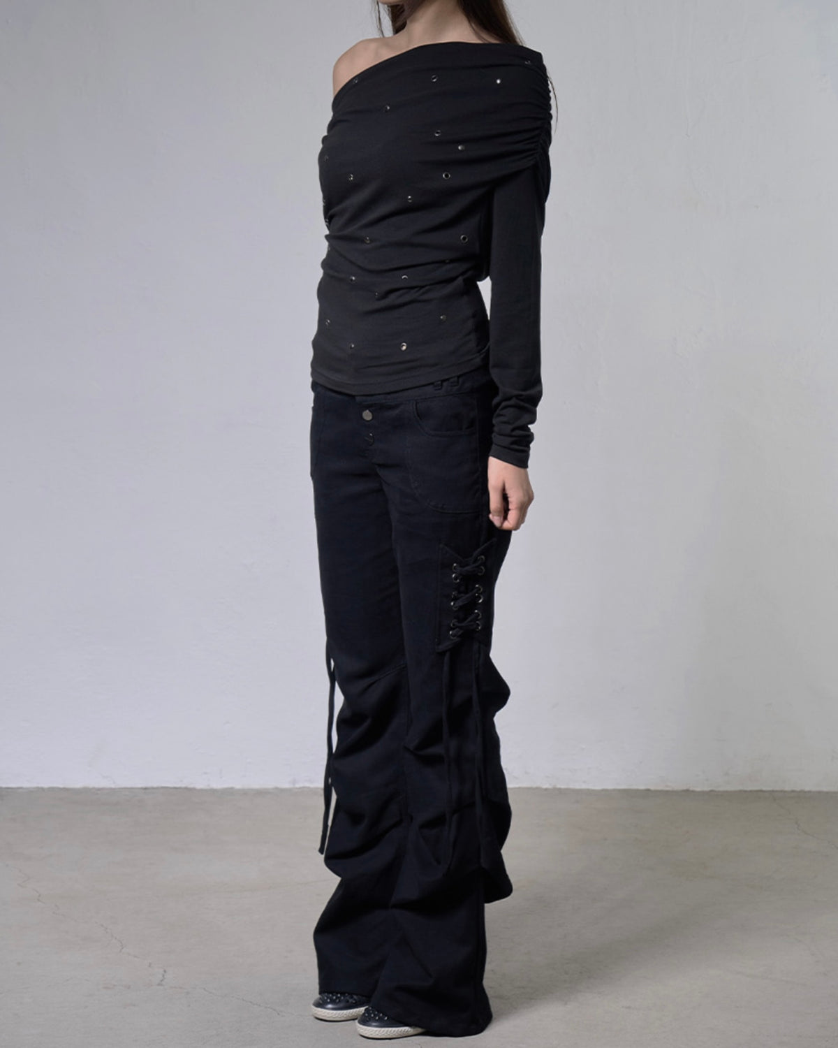 【FANCY CLUB】EYELET COWL ONE-SHOULDER TOP
