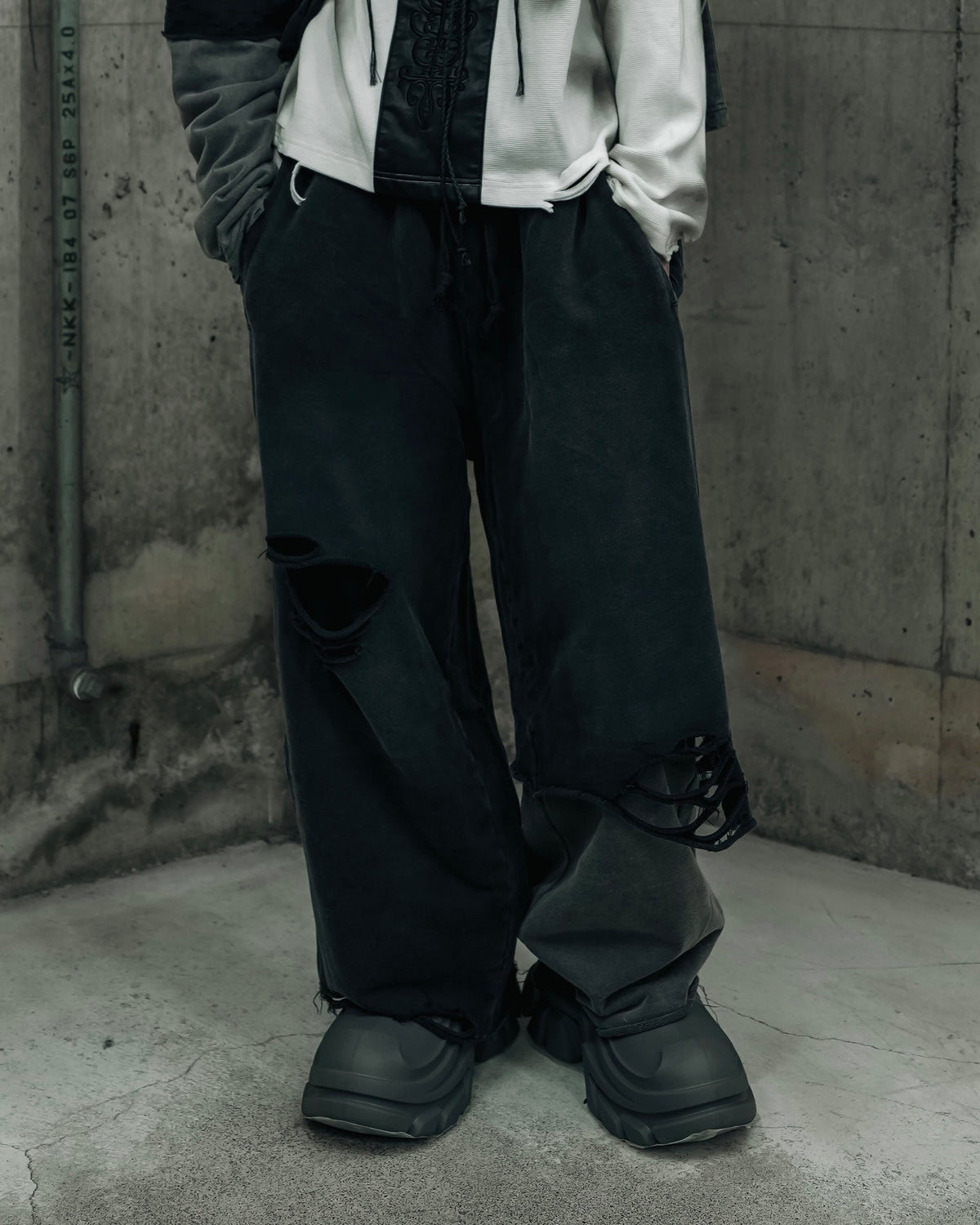 【DIG YOUR OWN GRAVE】TRIBAL CROSS LAYERED PANTS