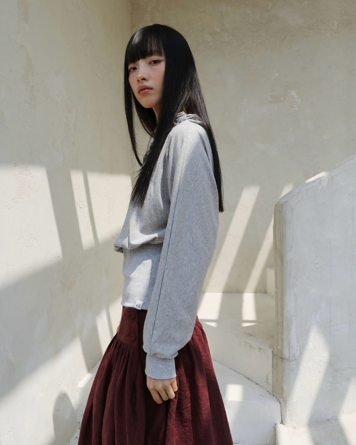 【Uglyshadow】OFF-SHOULDER RUFFLE TOP