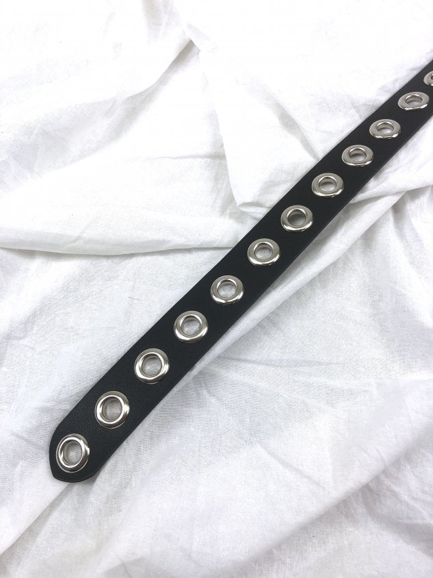 受注制【Never mind the XU】eyelet belt