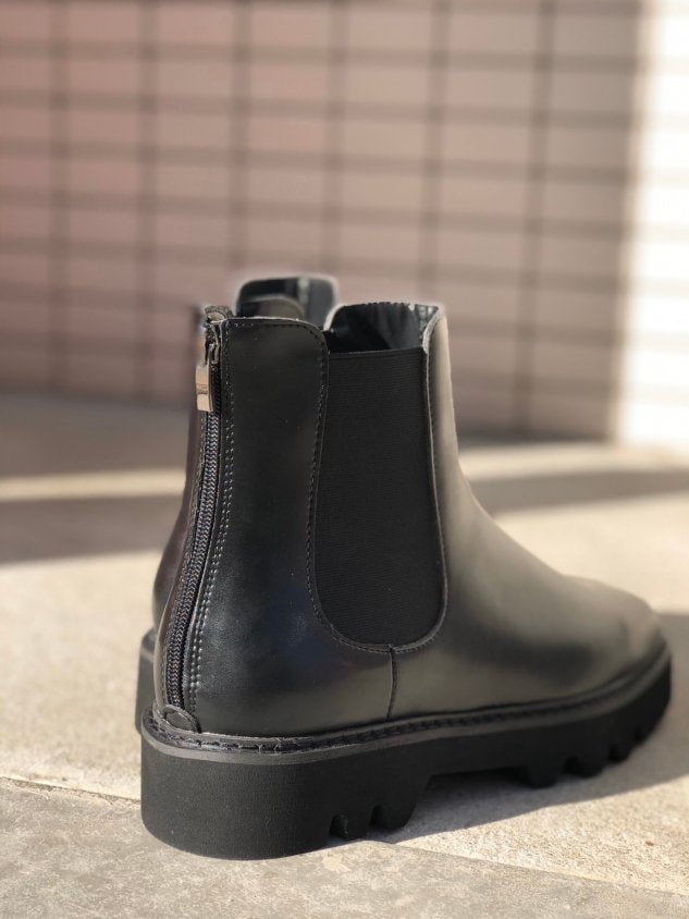 受注制【Chikashitsu +】chunky sole boots