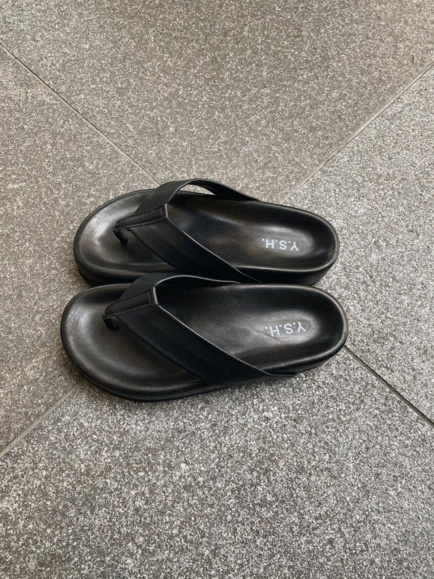 受注制【Chikashitsu +】leather volume sandal