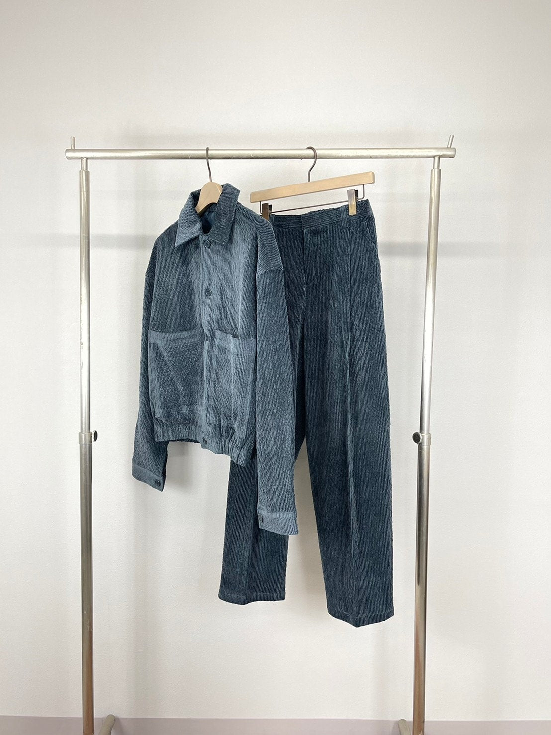 受注制【Chikashitsu +】set up design corduroy cropped jacket (3color)