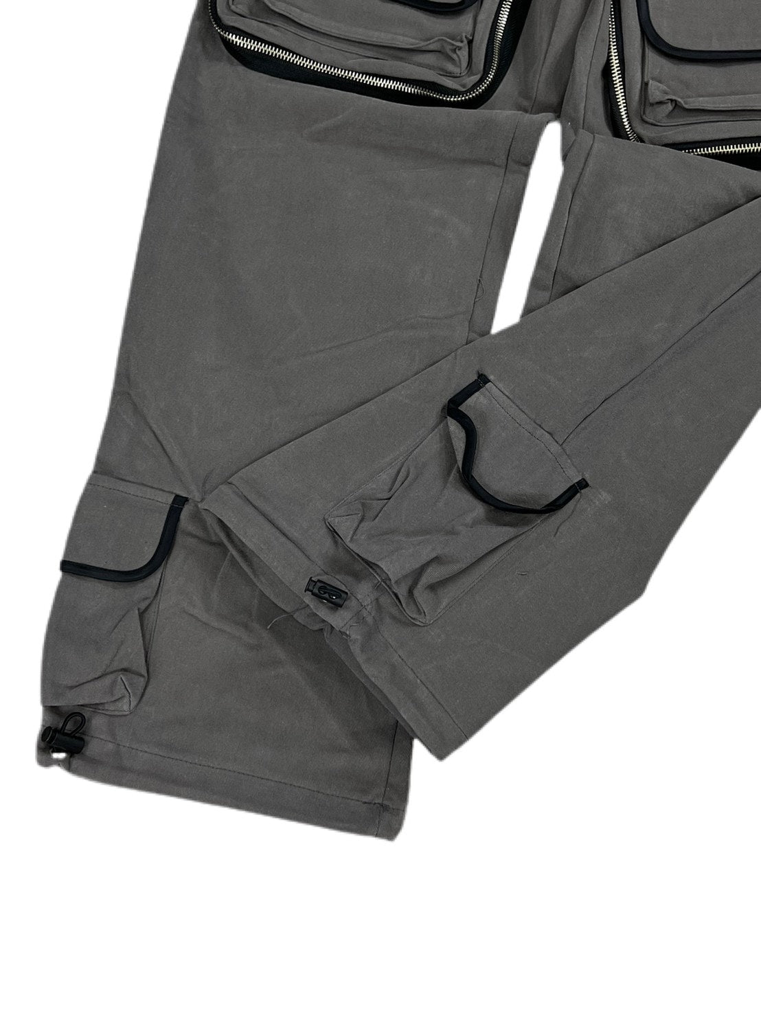 受注制【Chikashitsu +】front pocket design cargo pants (2color)