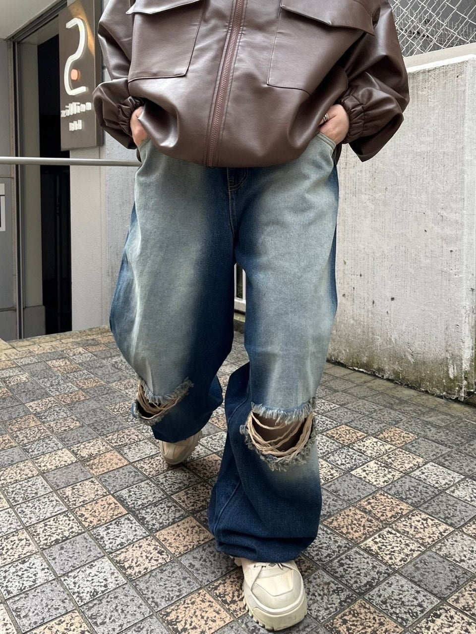 受注制【Chikashitsu +】vintage wash damage denim pants (2color)