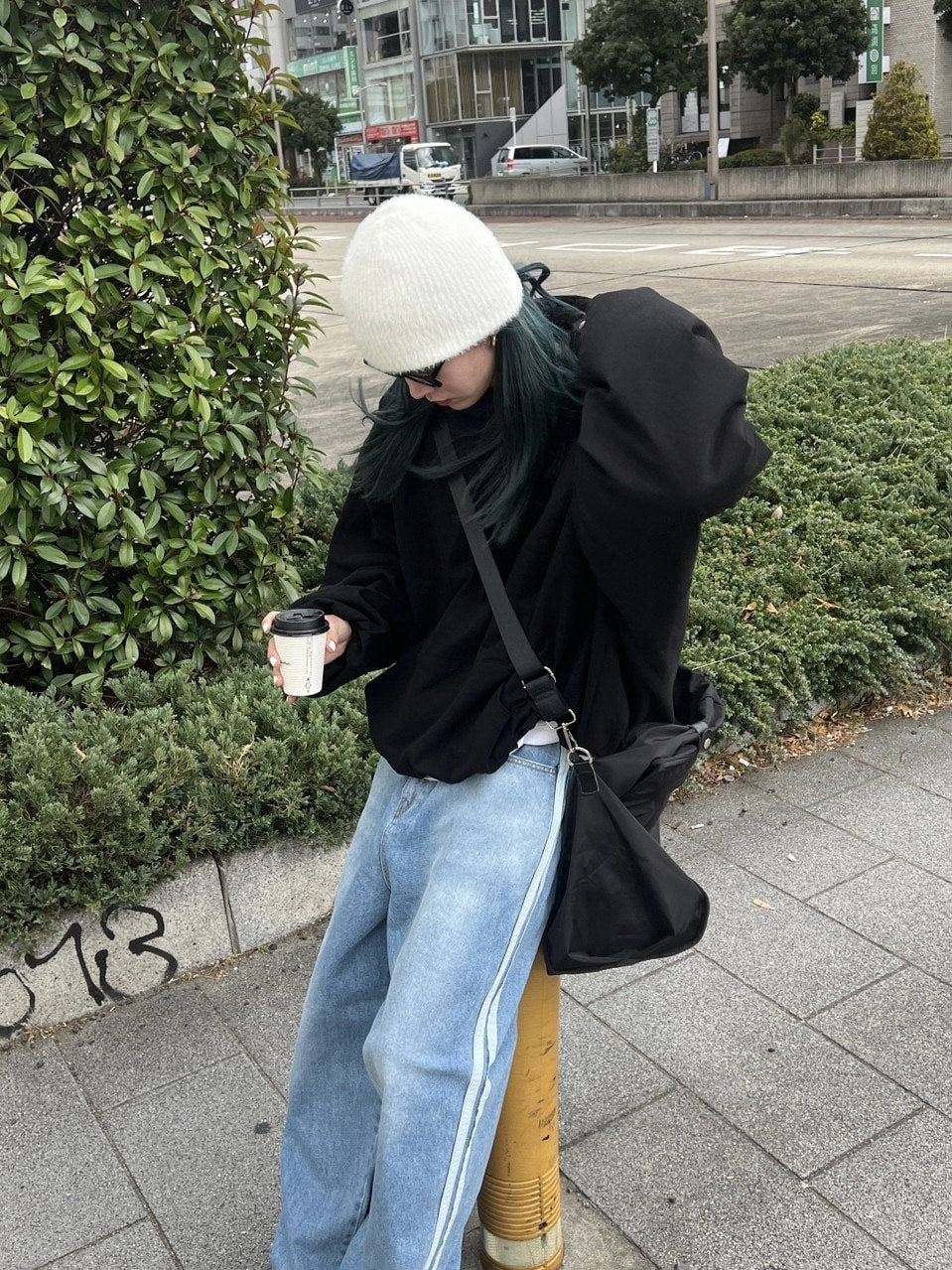 受注制【Chikashitsu +】oversized side line denim pants (2color)