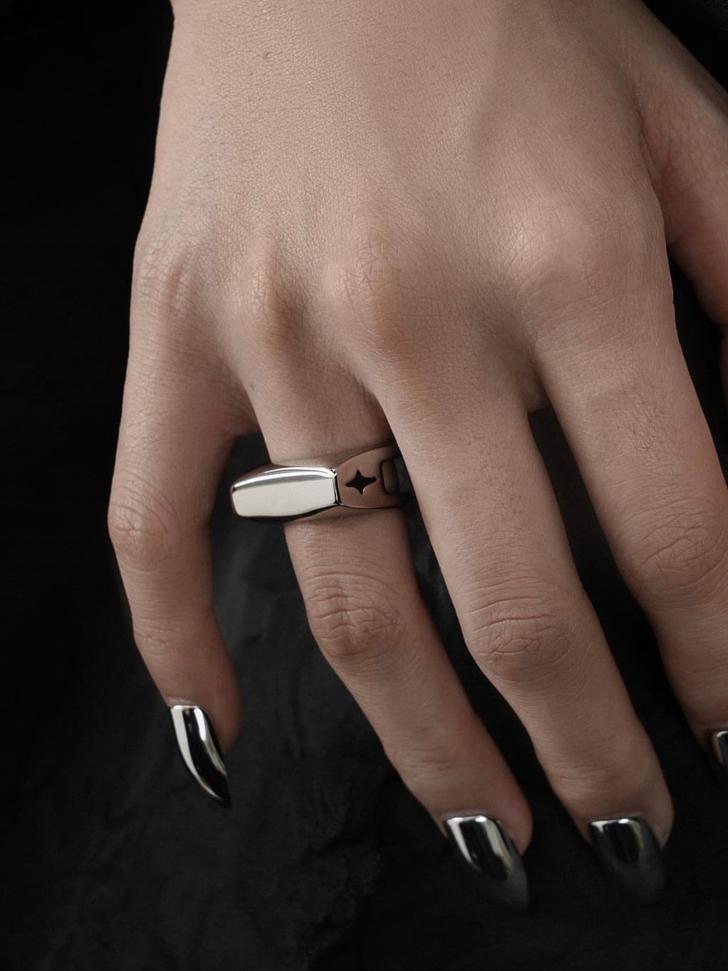 【LURS】LURS Square two-wire structure heavy ring