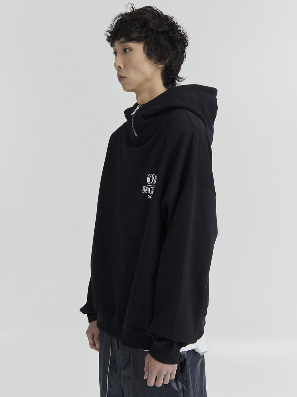 【OY】OVERLAY LOGO ZIPPER POLA HOODIE