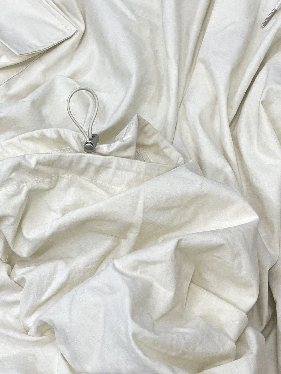 受注制【Chikashitsu +】oversized gather cargo pants (3color)