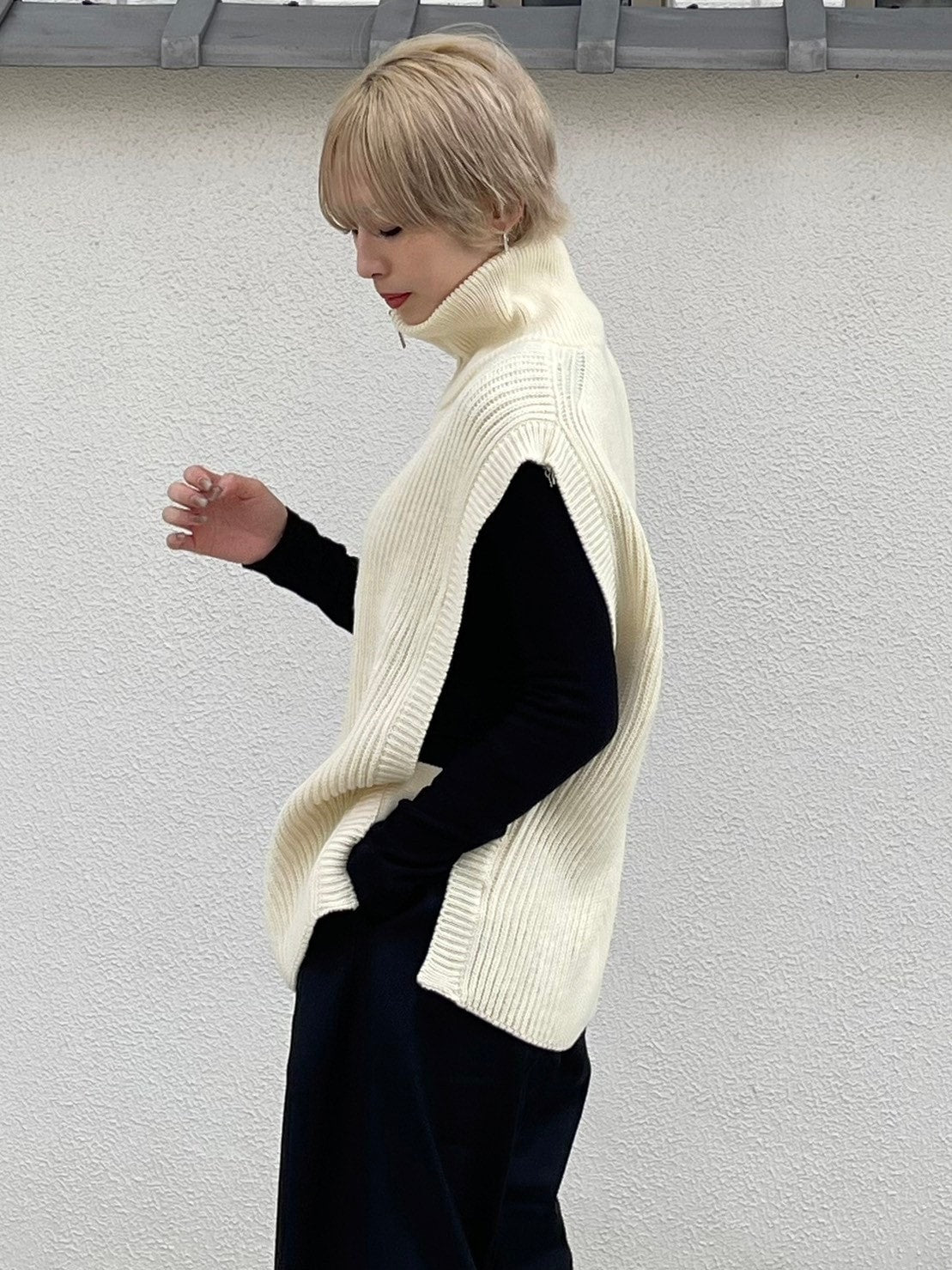 【Chikashitsu +】half zip design vest (3color)