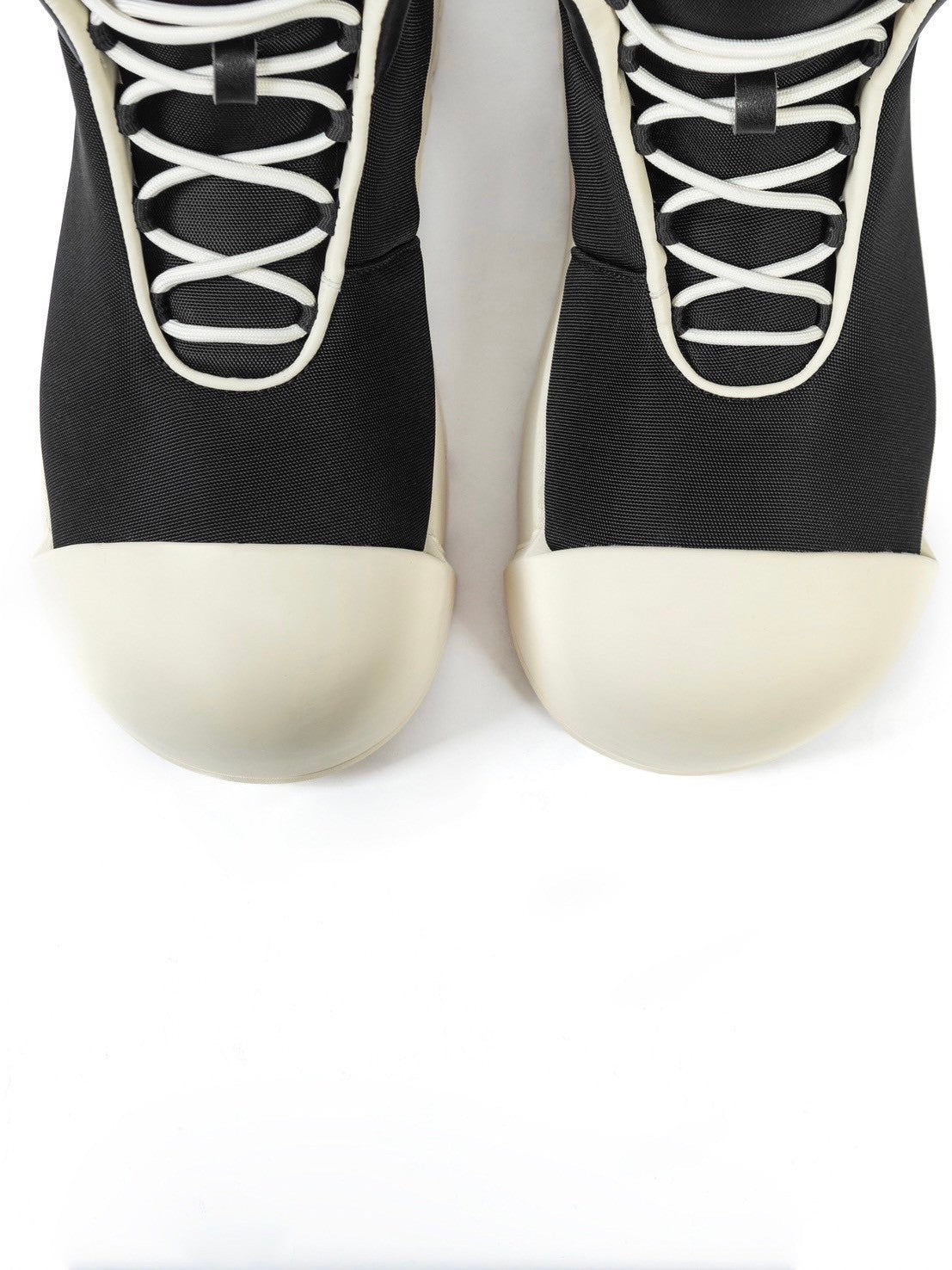 【F.V.V.O】THICK SOLED HIGH TOP BOOTS / 【フリーワールドオーダー(エフヴィーヴィーオー)】スニーカーライクミドルブーツ