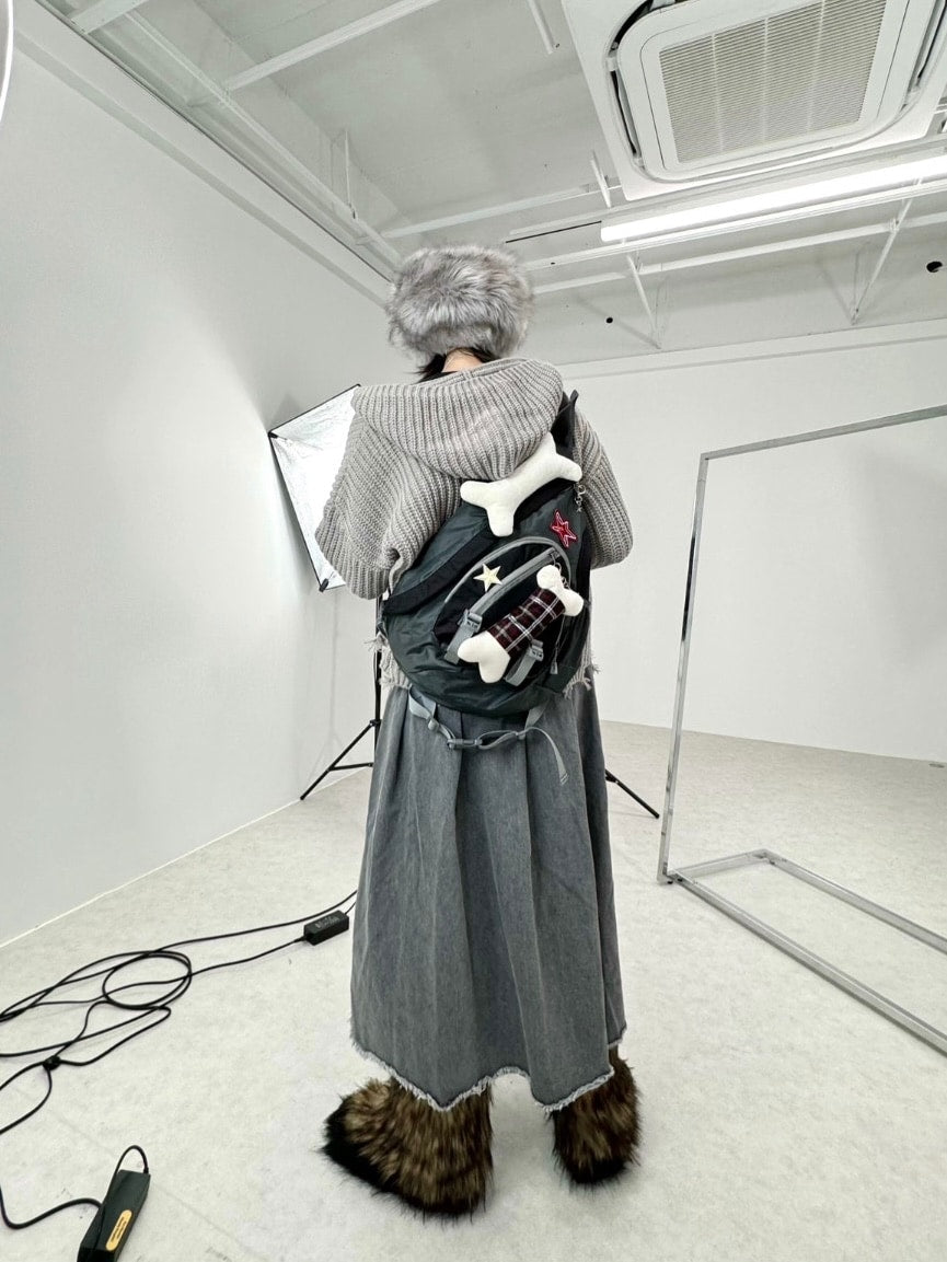 国際配送【Never mind the XU】bone body bag