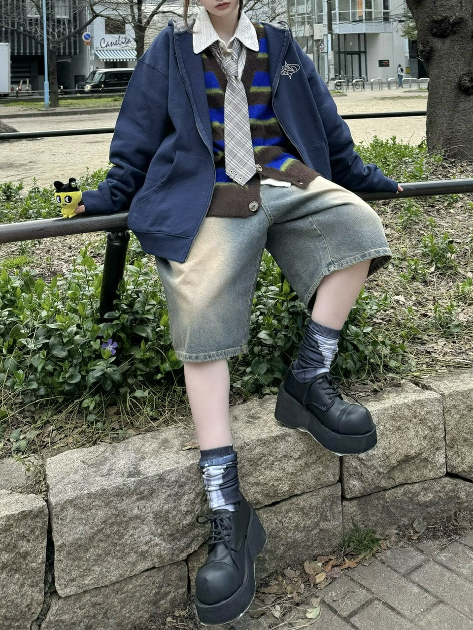 受注制【Never mind the XU】vintage wash denim half pants