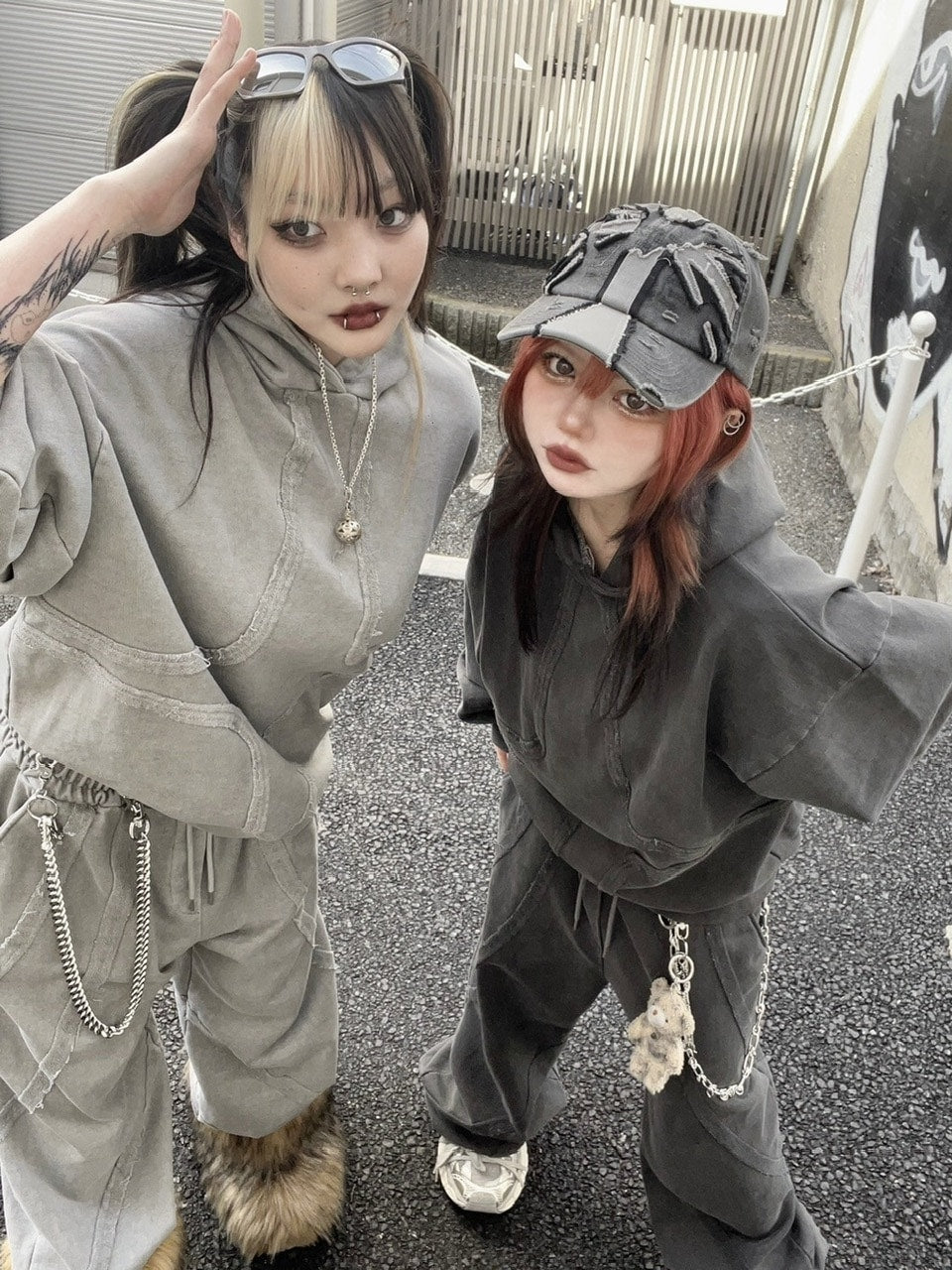 受注制【Never mind the XU】set up design pigment hoodie (2color)