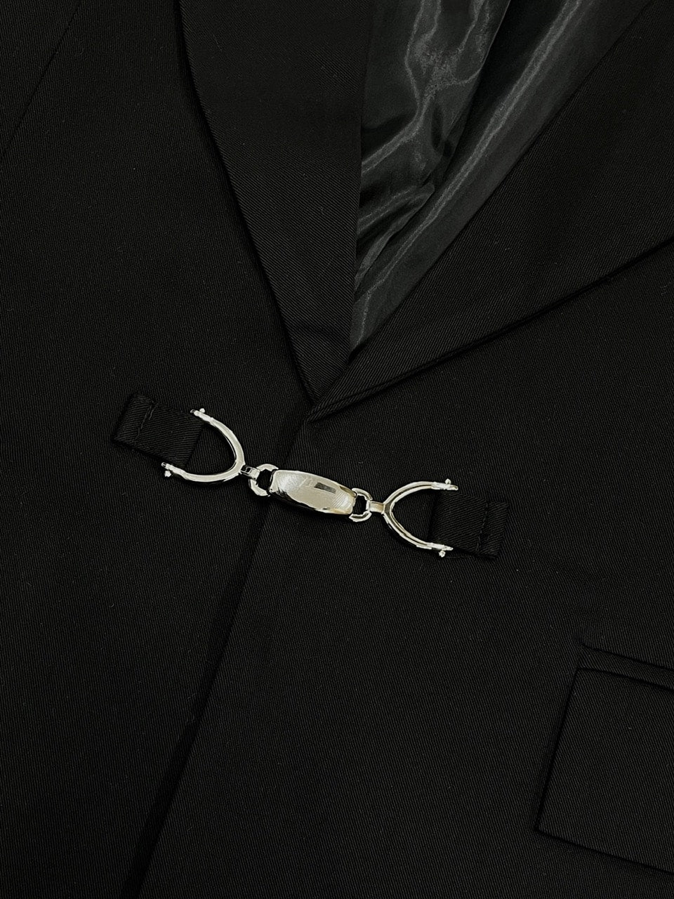 受注制【Never mind the XU】metal fit cropped jacket