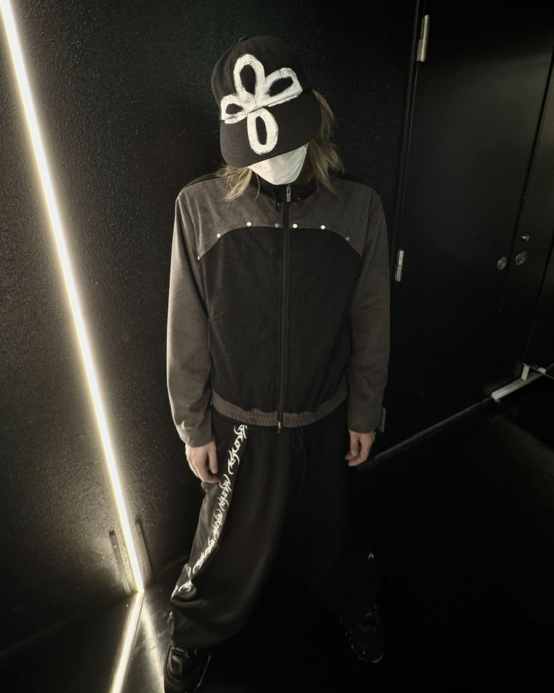 受注制【Never mind the XU】rivet suede biker jacket