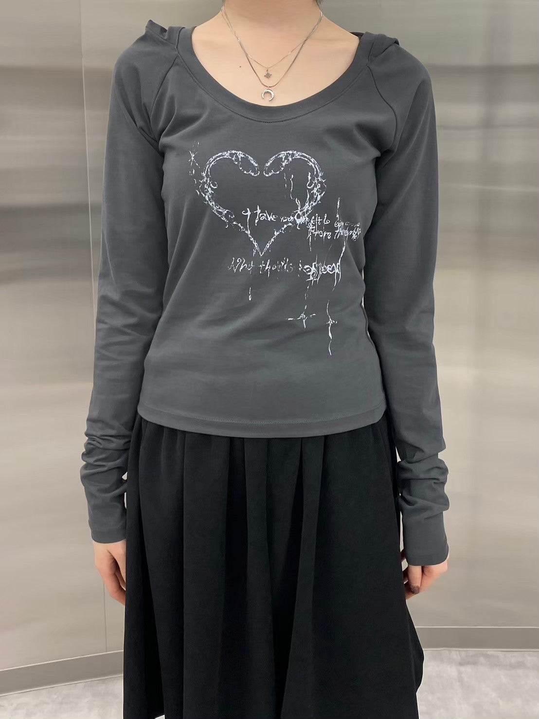 受注制【nmtc +】design hooded crop long sleeve (2color)