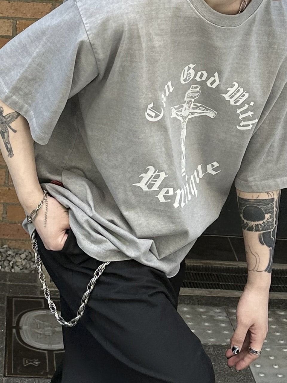 大阪店WEB限定【Chikashitsu +】box fit jesus t-shirt (2color)