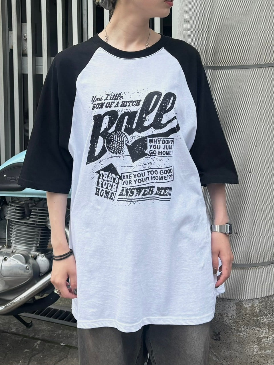 大阪店WEB限定受注制【Chikashitsu +】oversized lettering raglan t-shirt