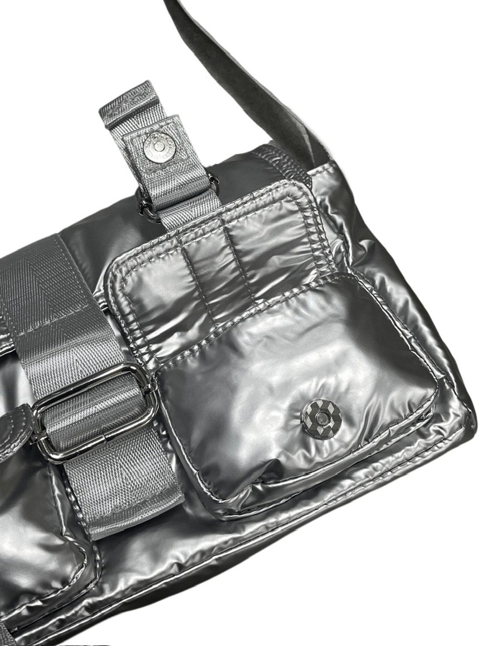 受注制【Never mind the XU】metallic belt pocket bag (2color)