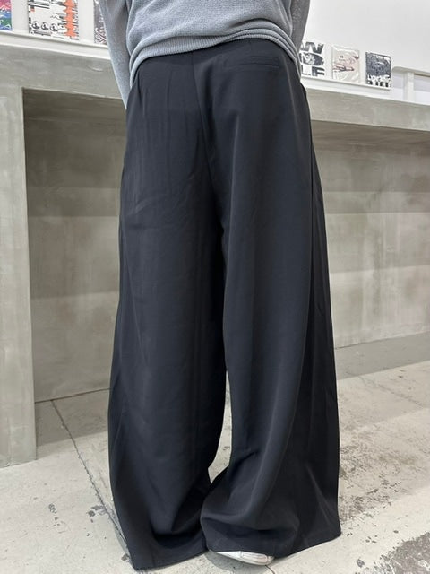【LUV CODE】2tuck wide slacks