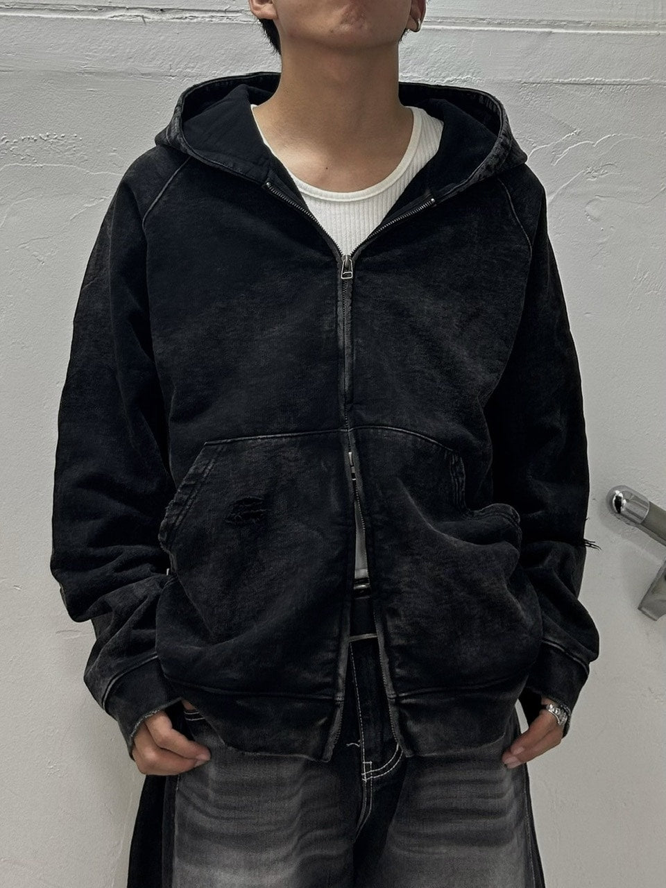 受注制【Chikashitsu +】set up pigment damage zip up hoodie