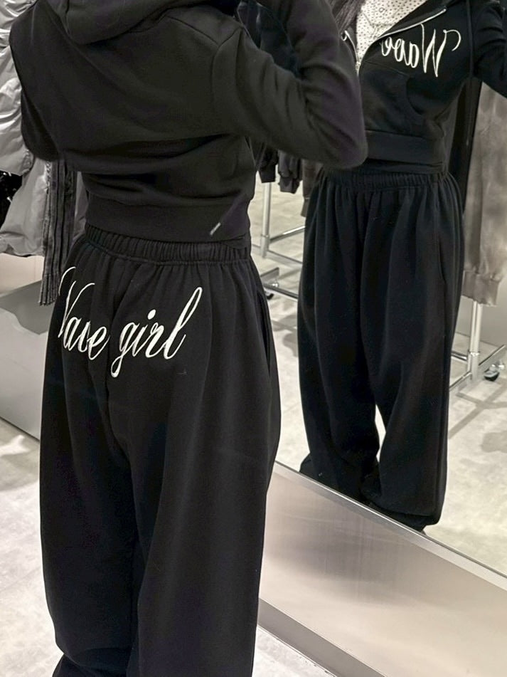 受注制【nmtc +】embroidery sweat pants (3color) / 【エヌエムティーシープラス】プリントロゴスウェットパンツ