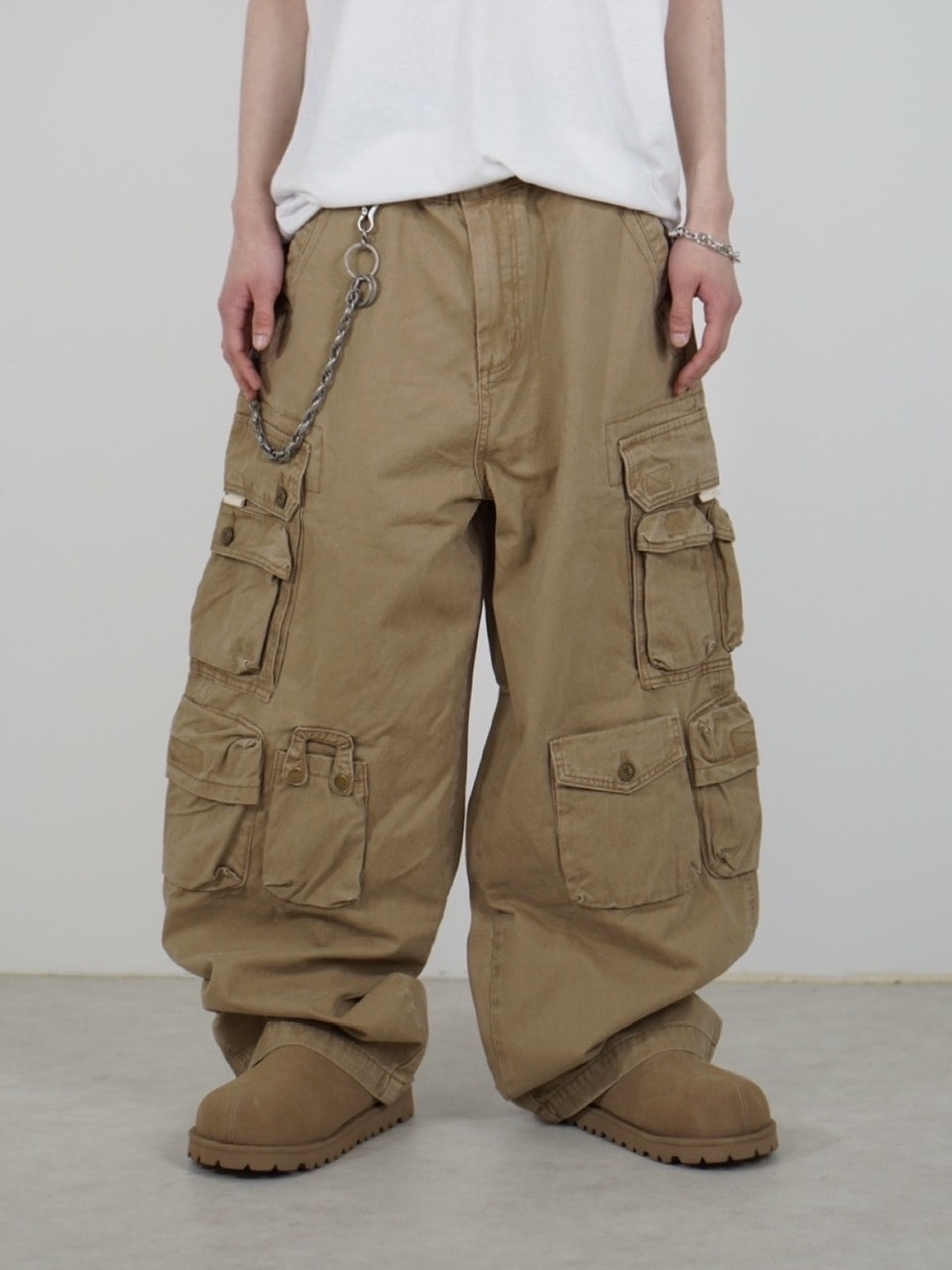大阪店WEB限定受注制【Chikashitsu +】multi pocket cargo pants (2color)